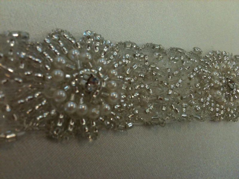 Swarovski Crystal, Seed Beads and Pearl Trim - Image 3