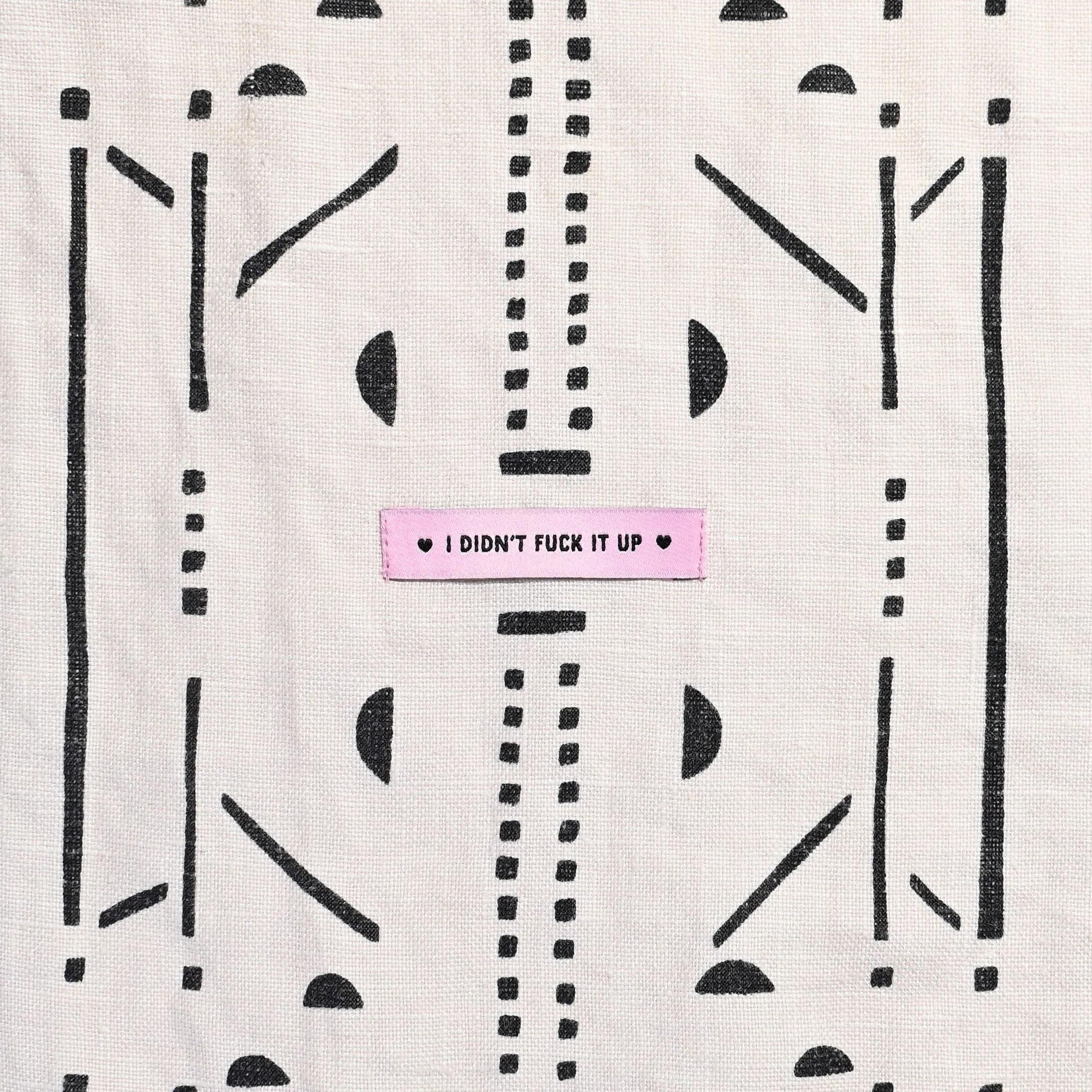 KATM Woven Labels  - Sweary Sewist #3 - assorted woven sewing labels 6 Pack - Image 4