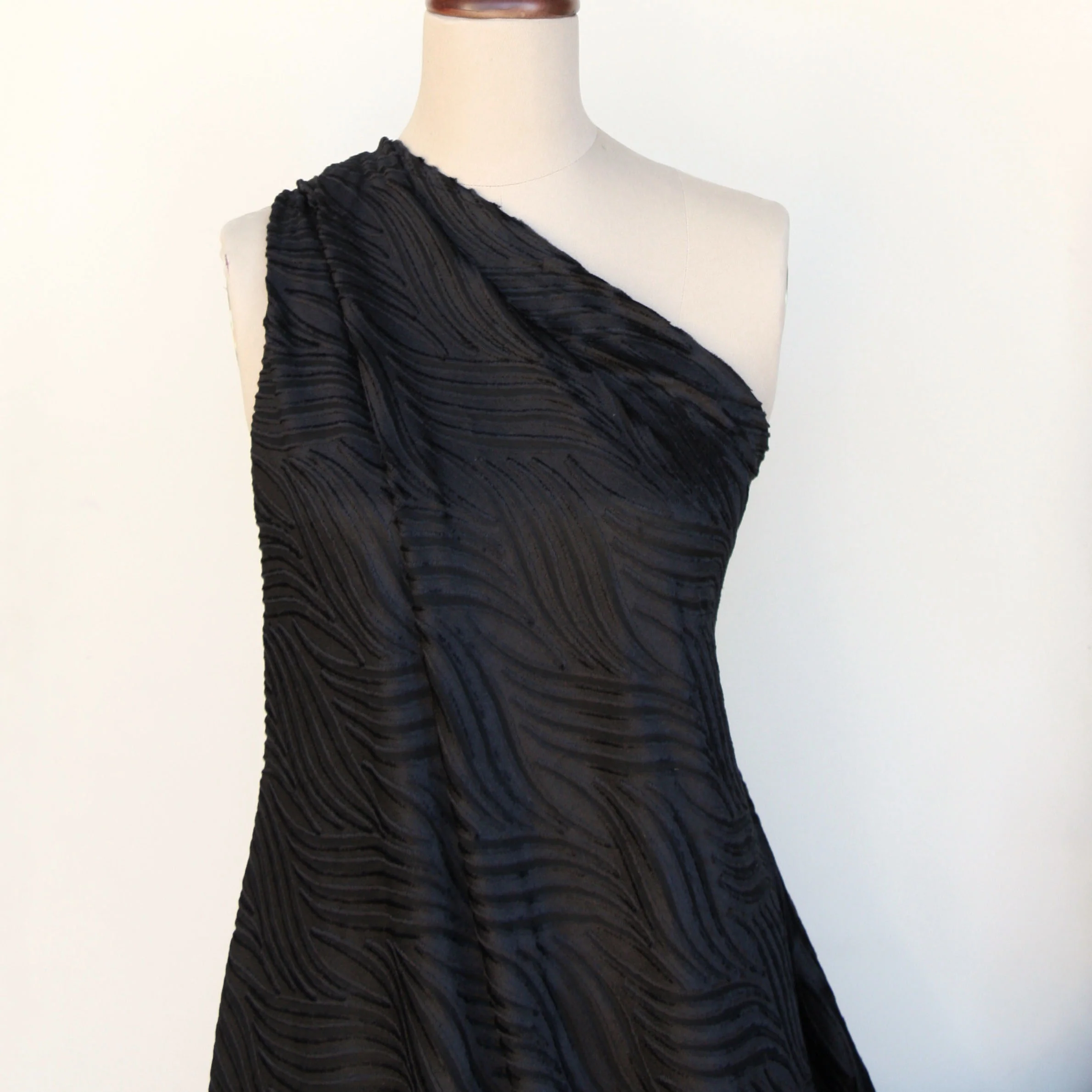 Swirls In Black Stretch Burnout Velvet - Image 4