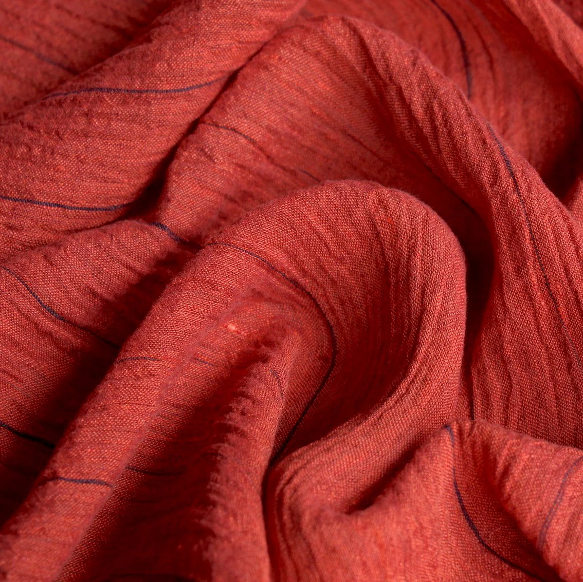 Symi Scarlet Crinkle Linen - Image 2