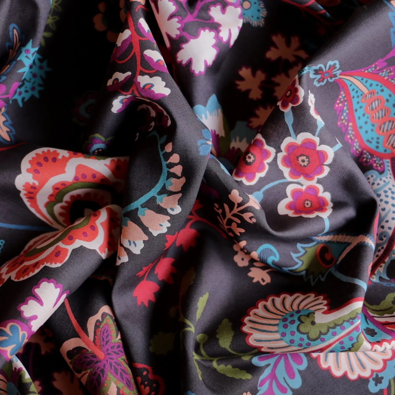 Symphony Black/Carob - Liberty Tana Lawn™ - Image 2