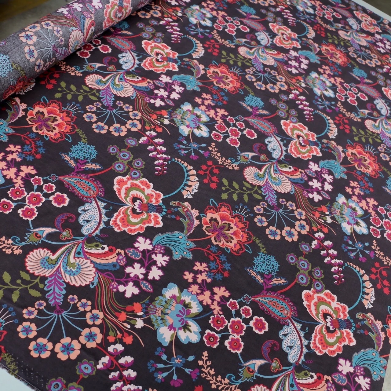 Symphony Black/Carob - Liberty Tana Lawn™ - Image 4