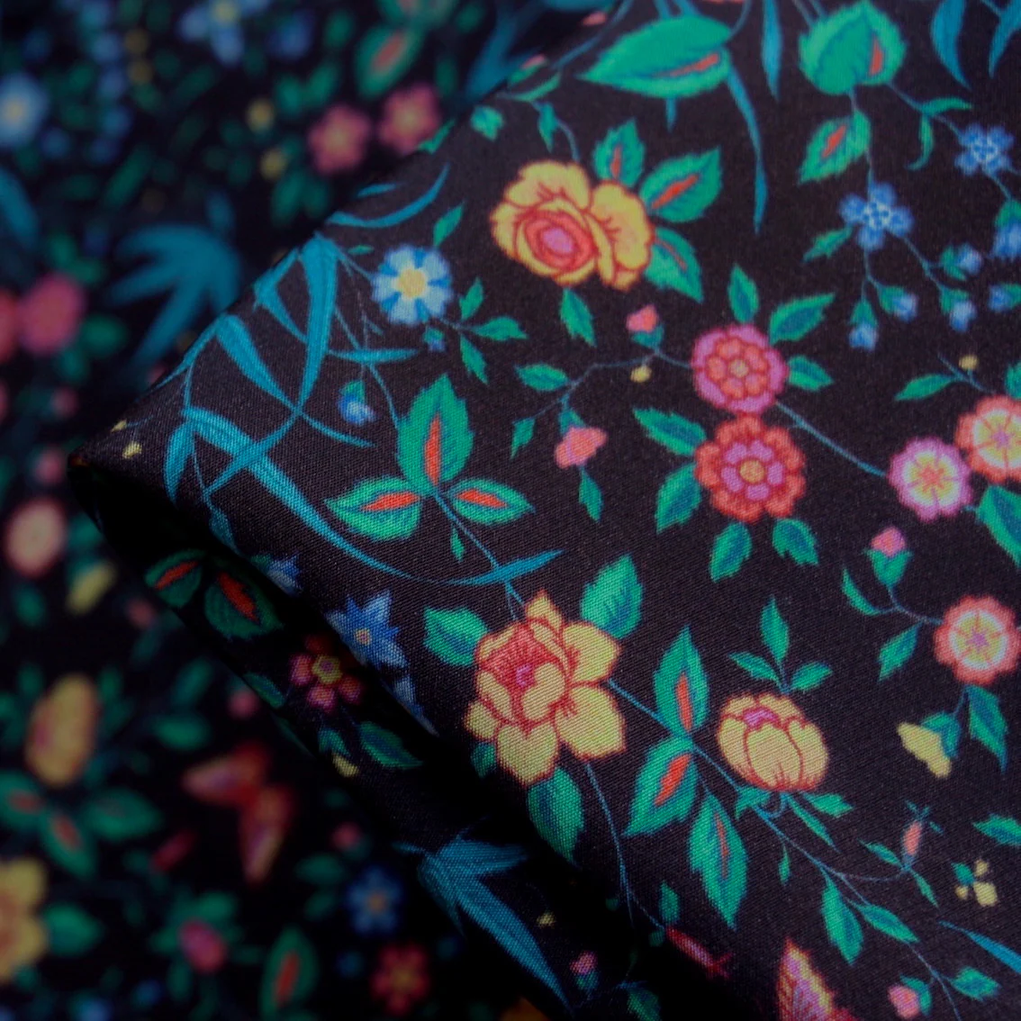 Tapestry - Liberty Silk C.D.C