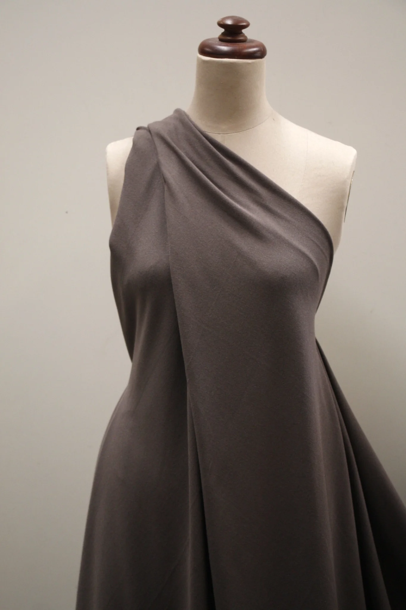 Taupeville Crepe - Image 3