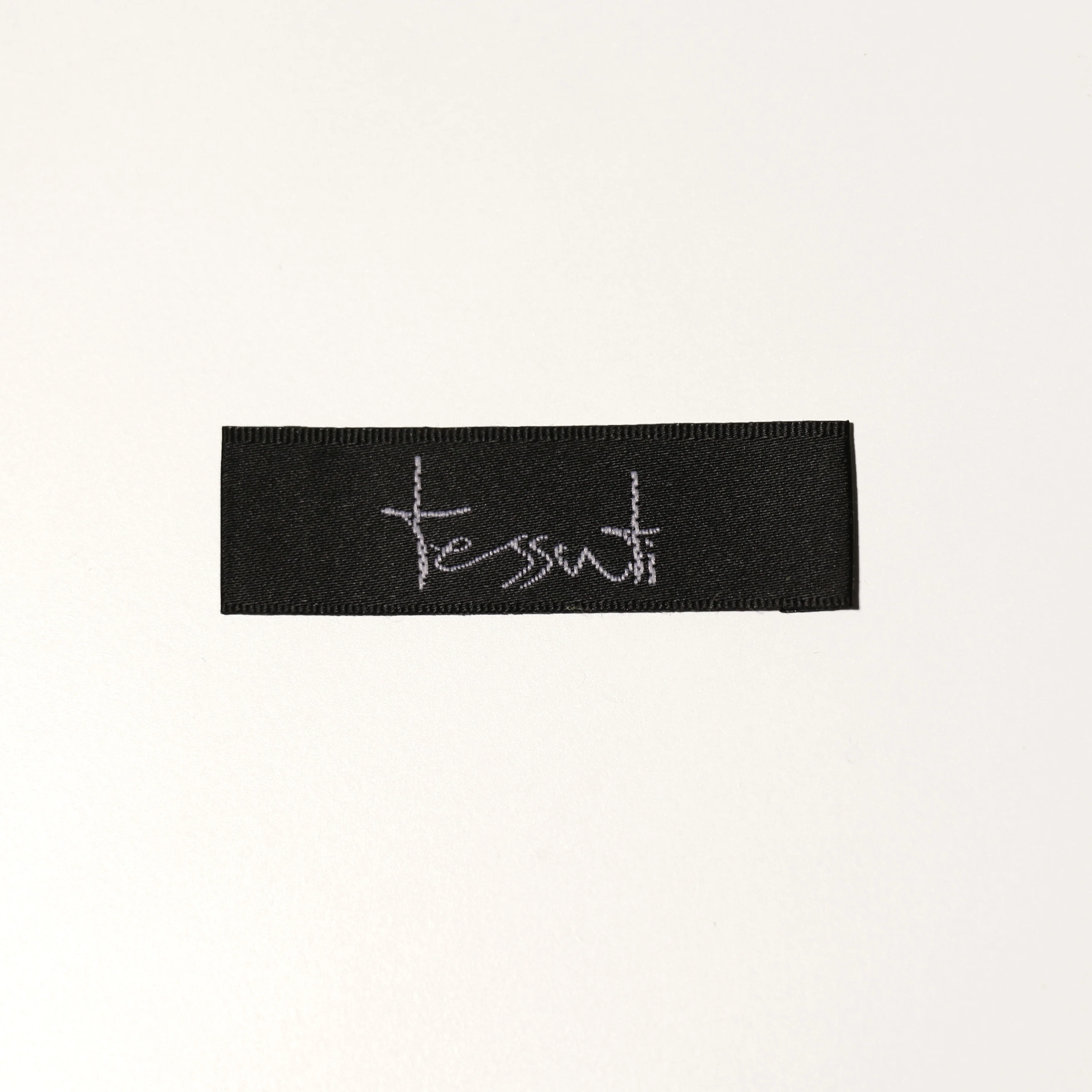 Tessuti Woven Labels - 10 labels (Black or White) - Image 2