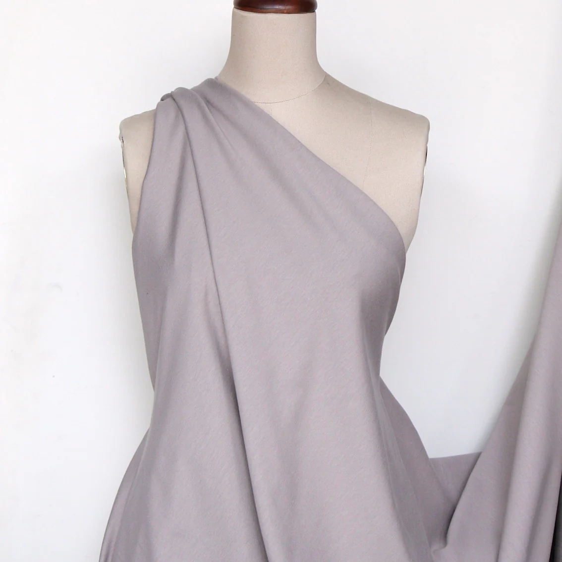 The Long Taupe - Image 4