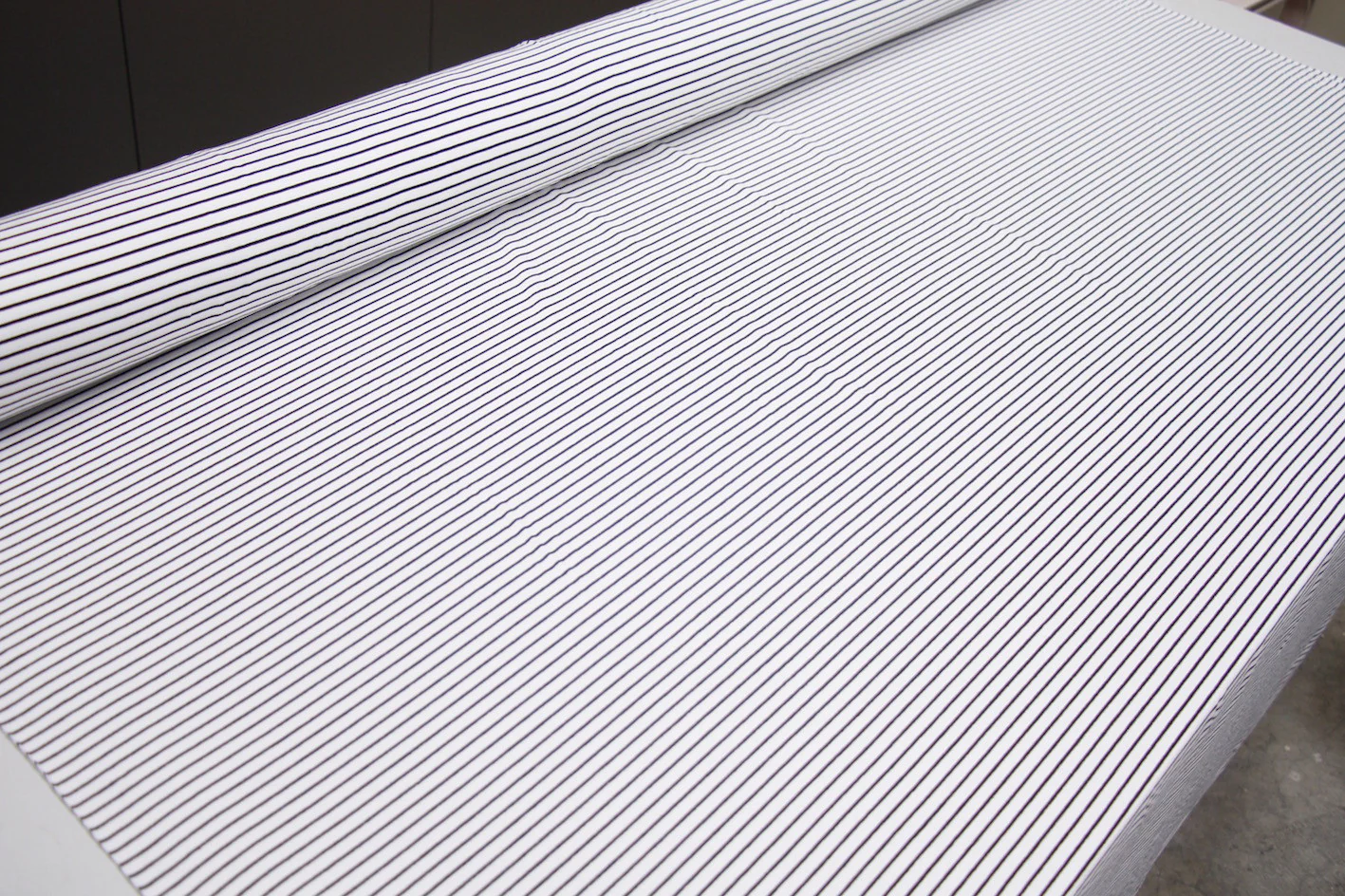 Thick White Liner - Image 4