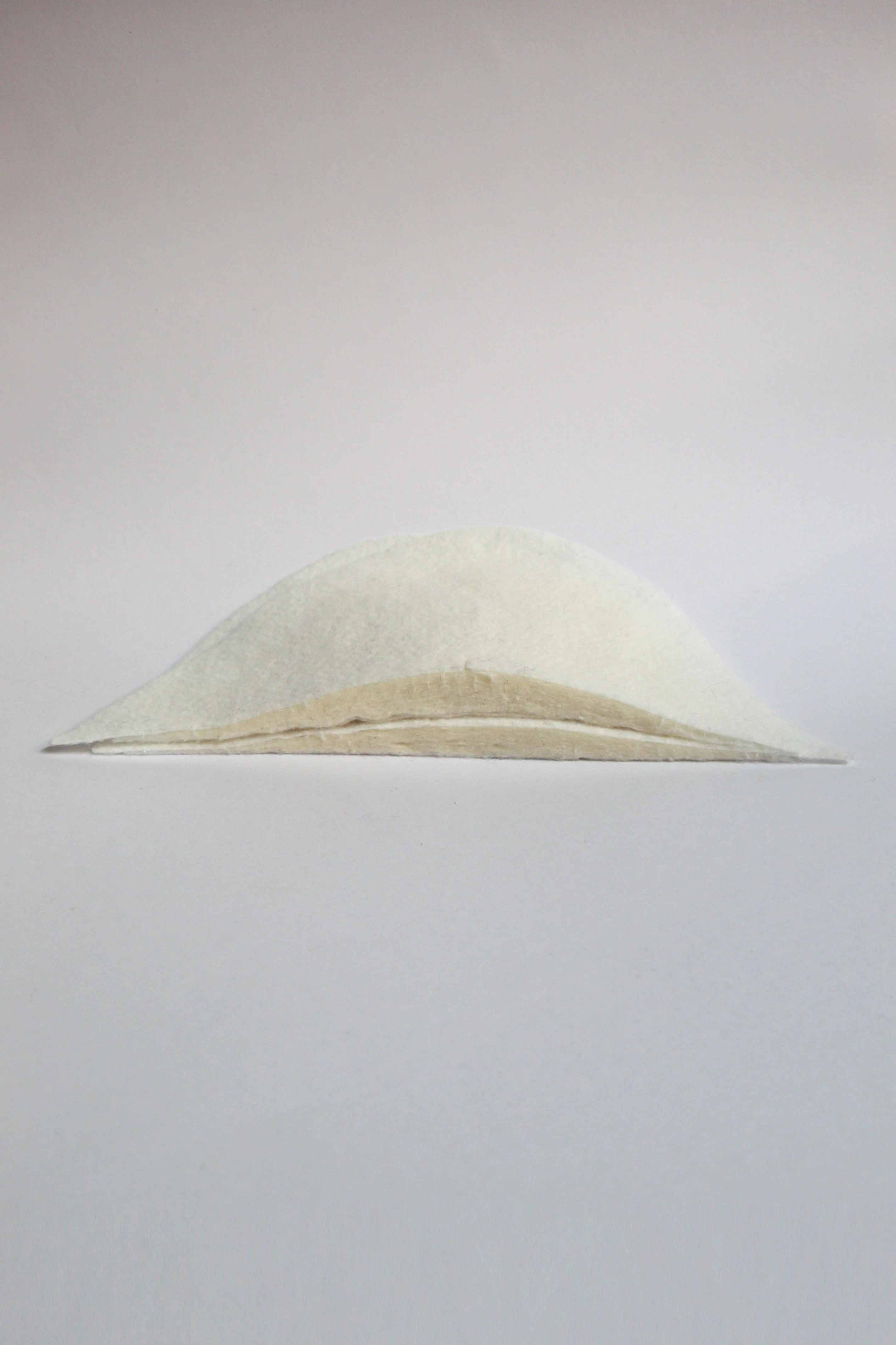 THICKER WHITE DIMPLY SHOULDER PADS CREAM INSIDE - Image 2