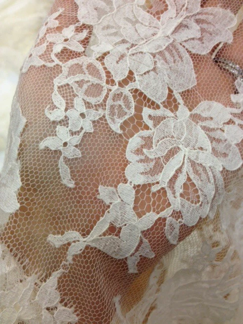 Tiffany Chantilly Lace - Ivory - Image 3