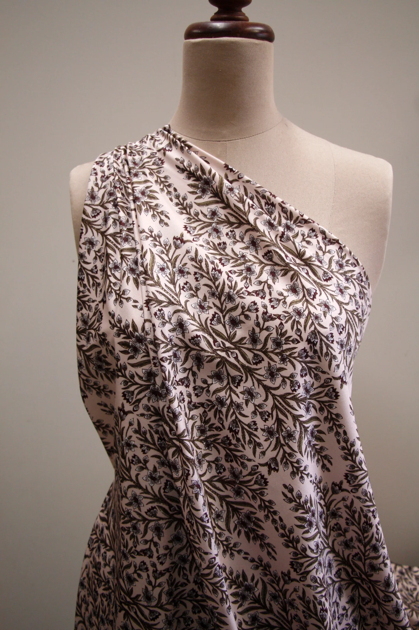 Tiny Vine Stretch - Swimwear Fabric - Image 5