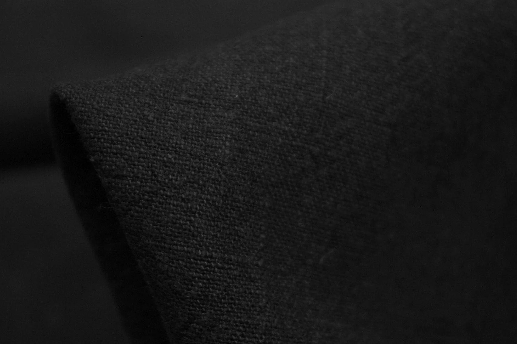 Togo Heavy Black Linen