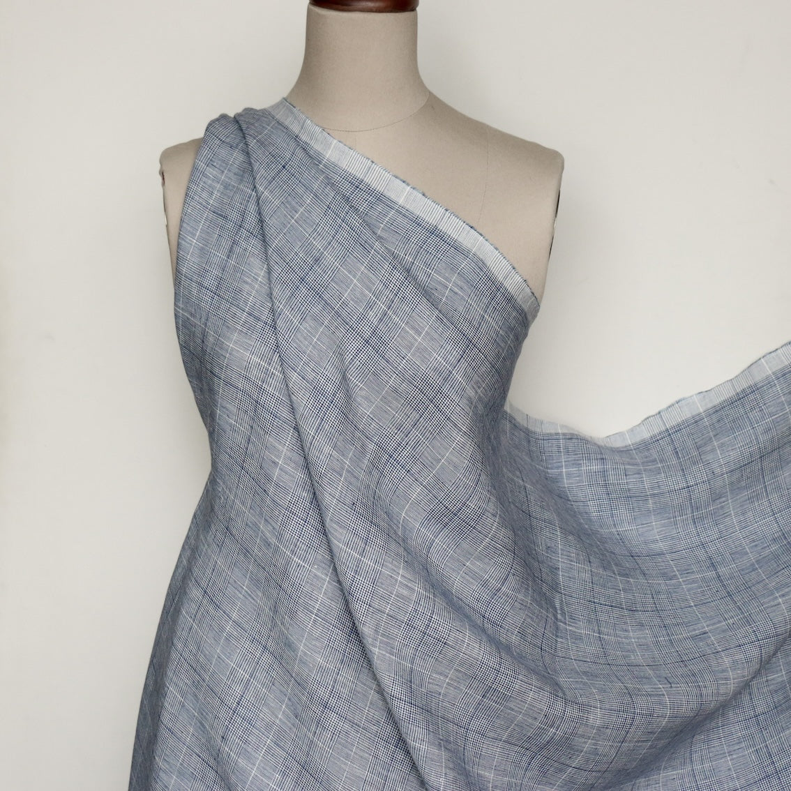 Torino Navy Check Linen - Image 5
