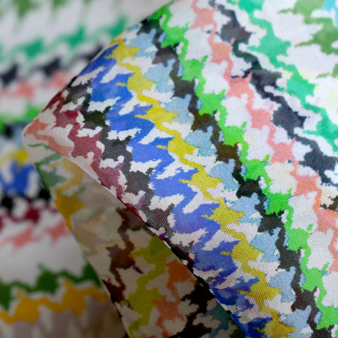 Tracking Colour