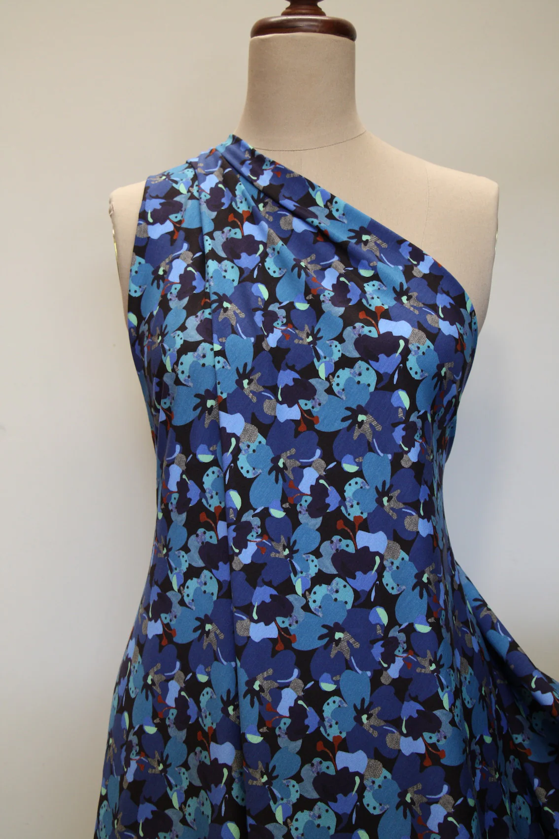 Treloyhan Blue - Liberty Mayfair Jersey - Image 6