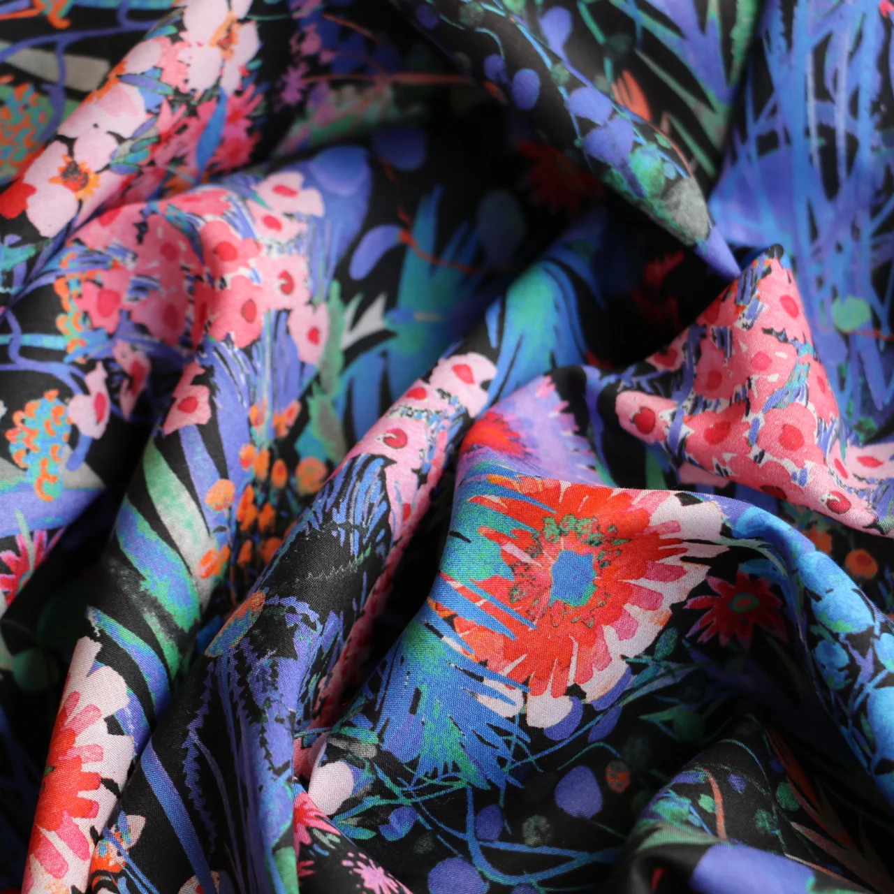 Tresco Black -  Liberty Tana Lawn™ - Image 2