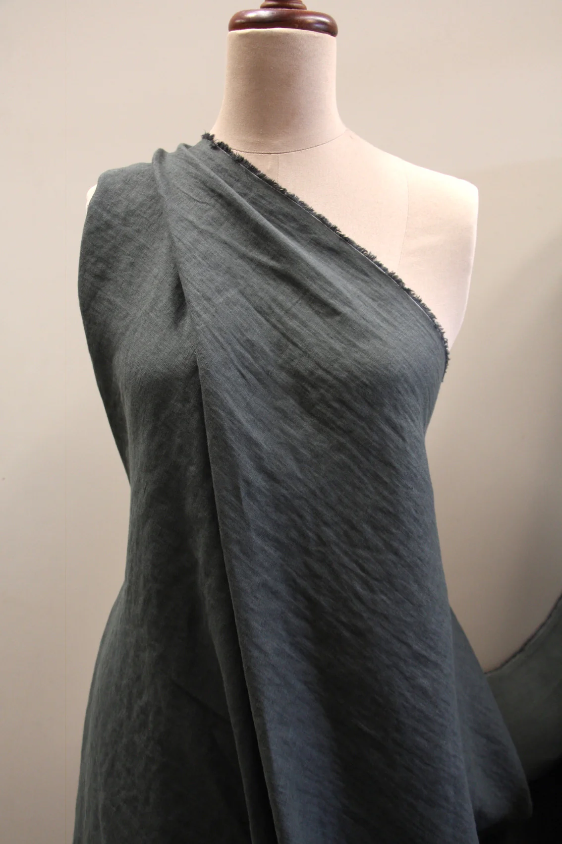 EU Tumble Green Washed Linen - Image 3