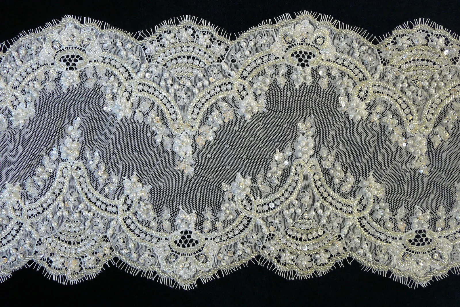 Two Tone Fancy Trim