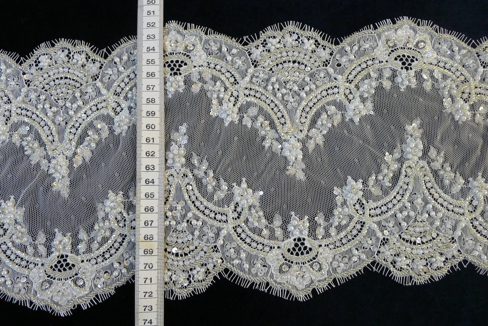 Two Tone Fancy Trim - Image 3