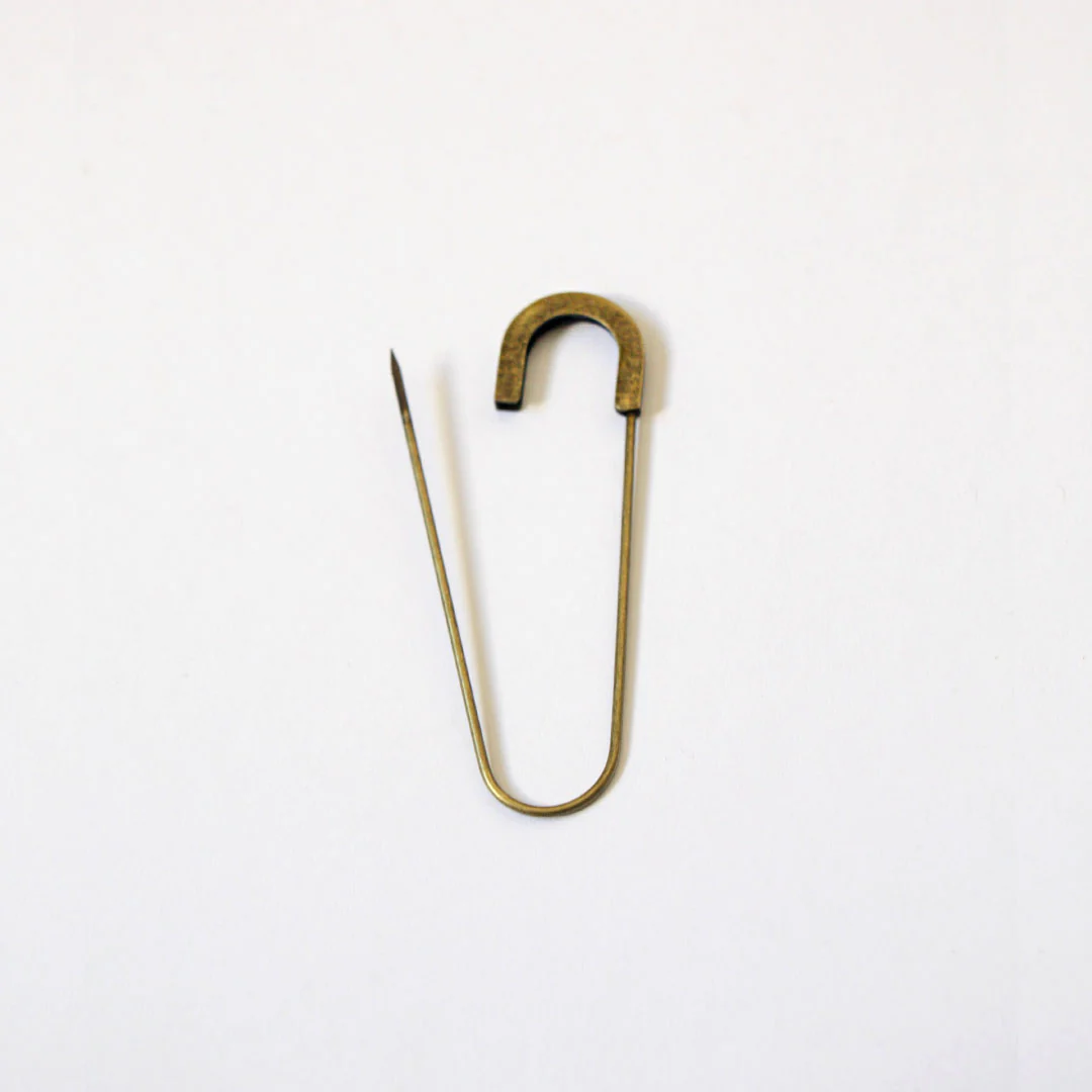 U Kilt Pin/Antique Gold - 7.5cm (3") - Image 2