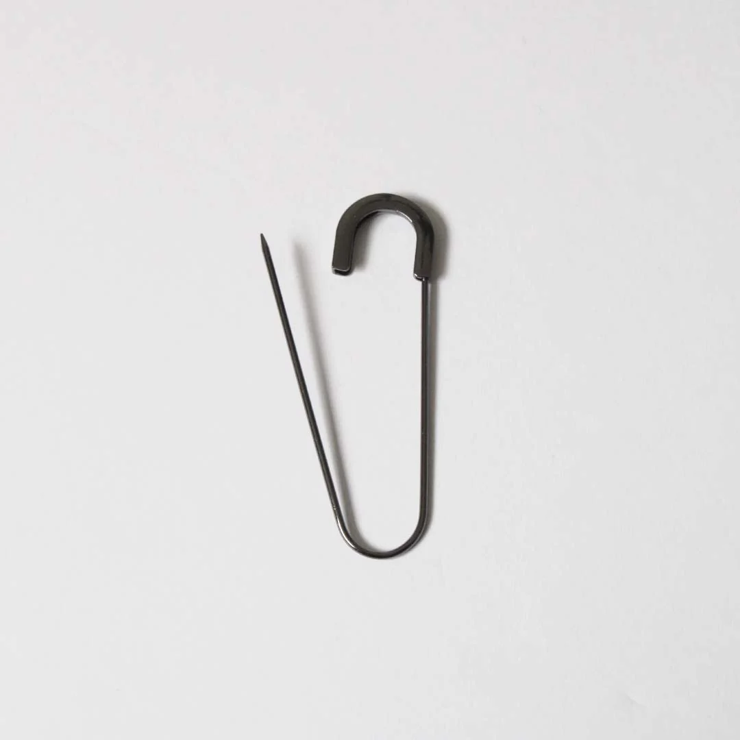 U Kilt Pin/Shiny Black - 7.5cm (3") - Image 2