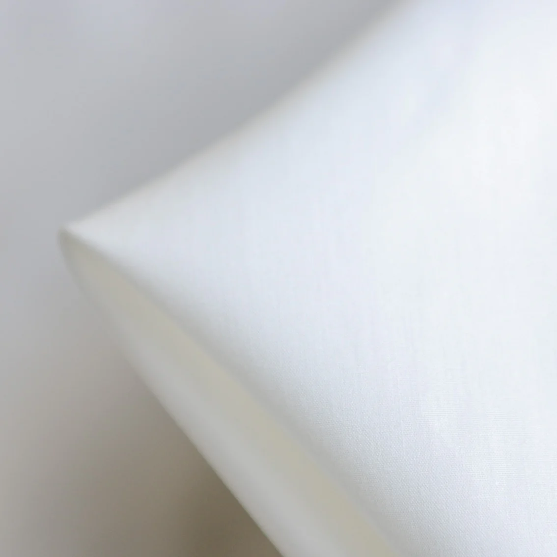 Uma Off White Poplin