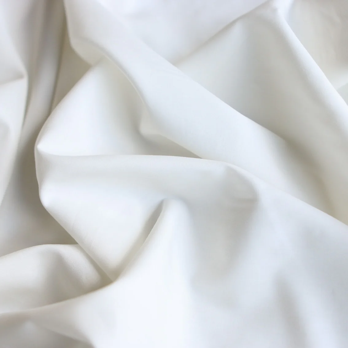 Uma Off White Poplin - Image 2
