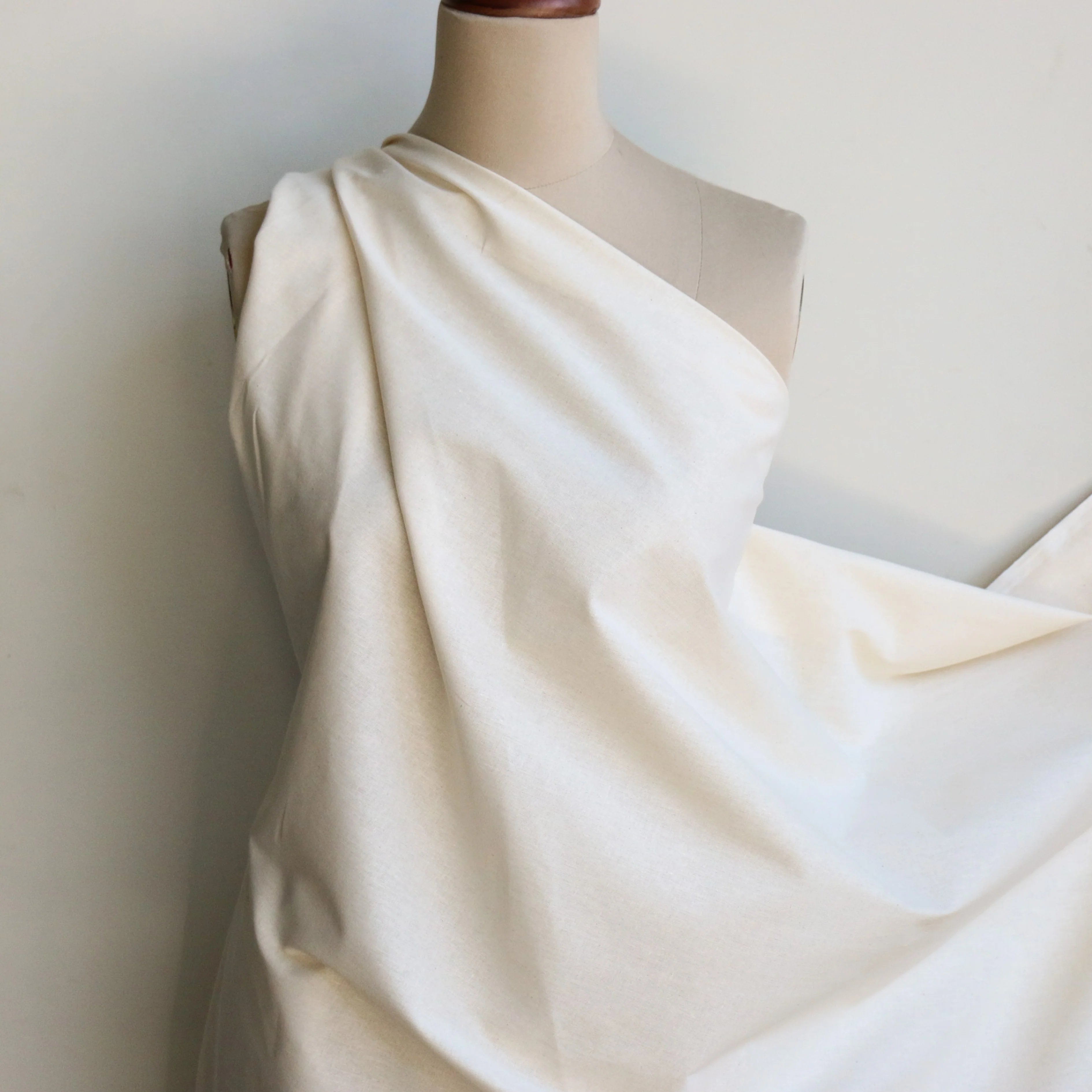 Unbleached Calico for Toiles/Muslins - Image 3