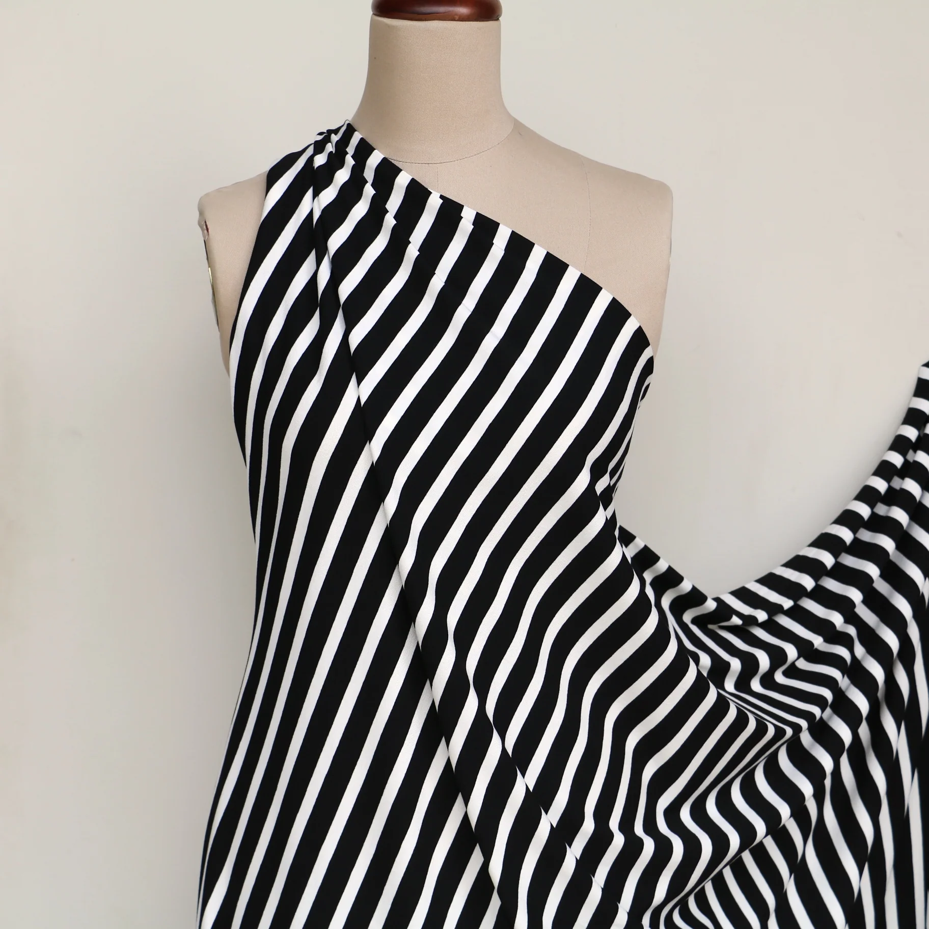 Uneven Stripes Knit - Image 5