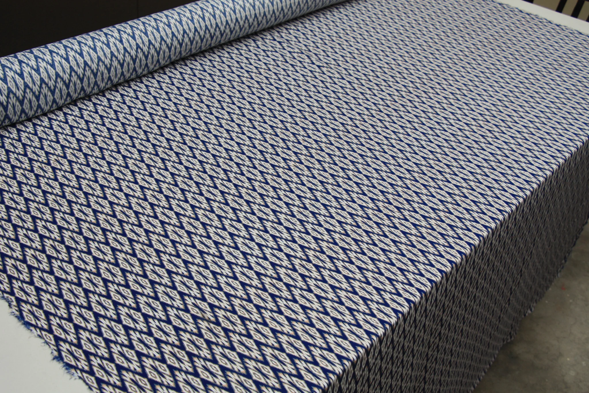 Unfocused Blue - Image 4