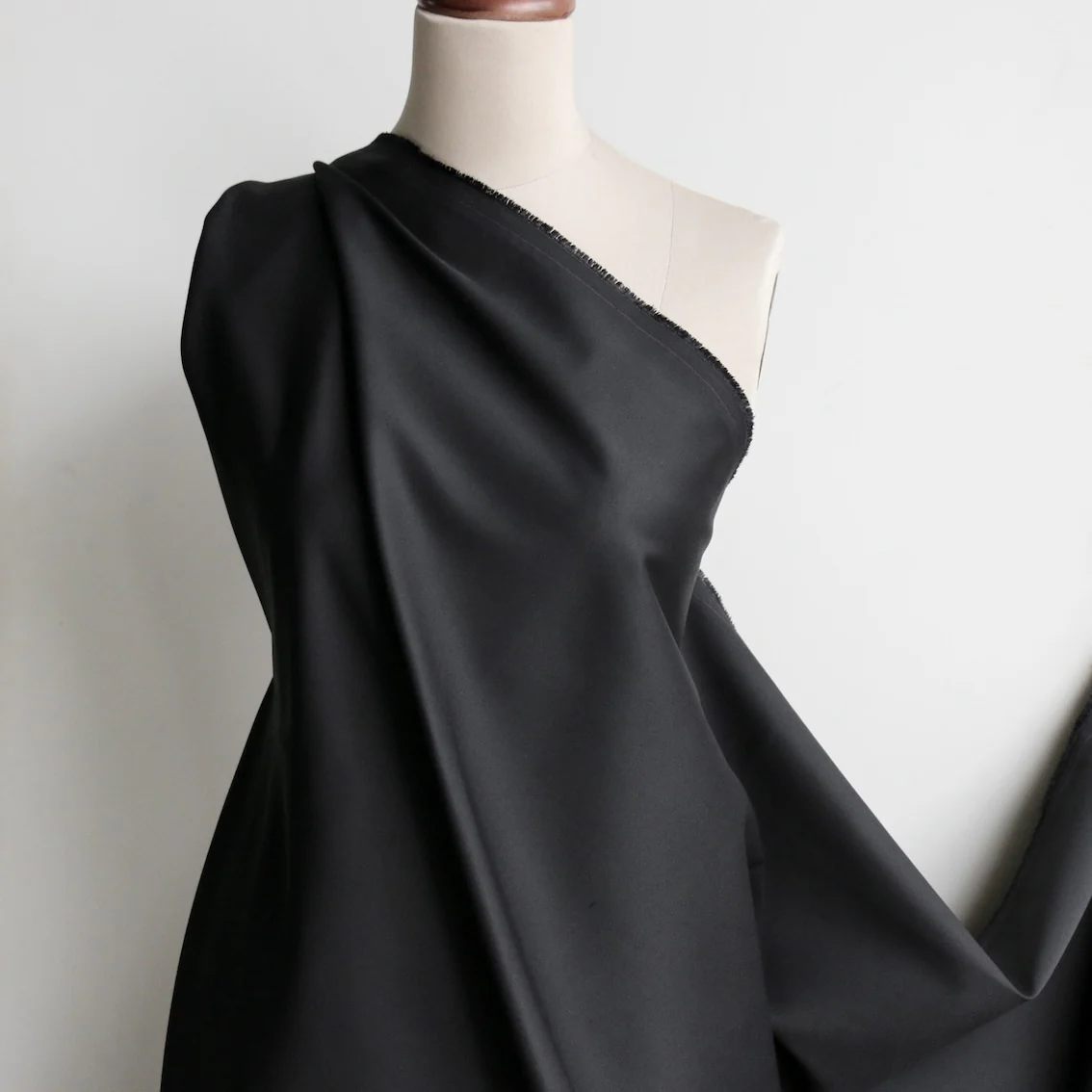 Varano Nero Stretch Cotton - Image 4