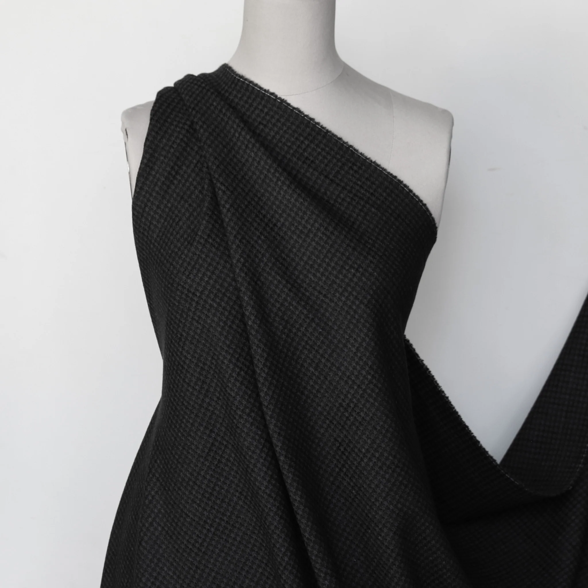 Vellutto Nero Check - Wool/Cotton - Image 5