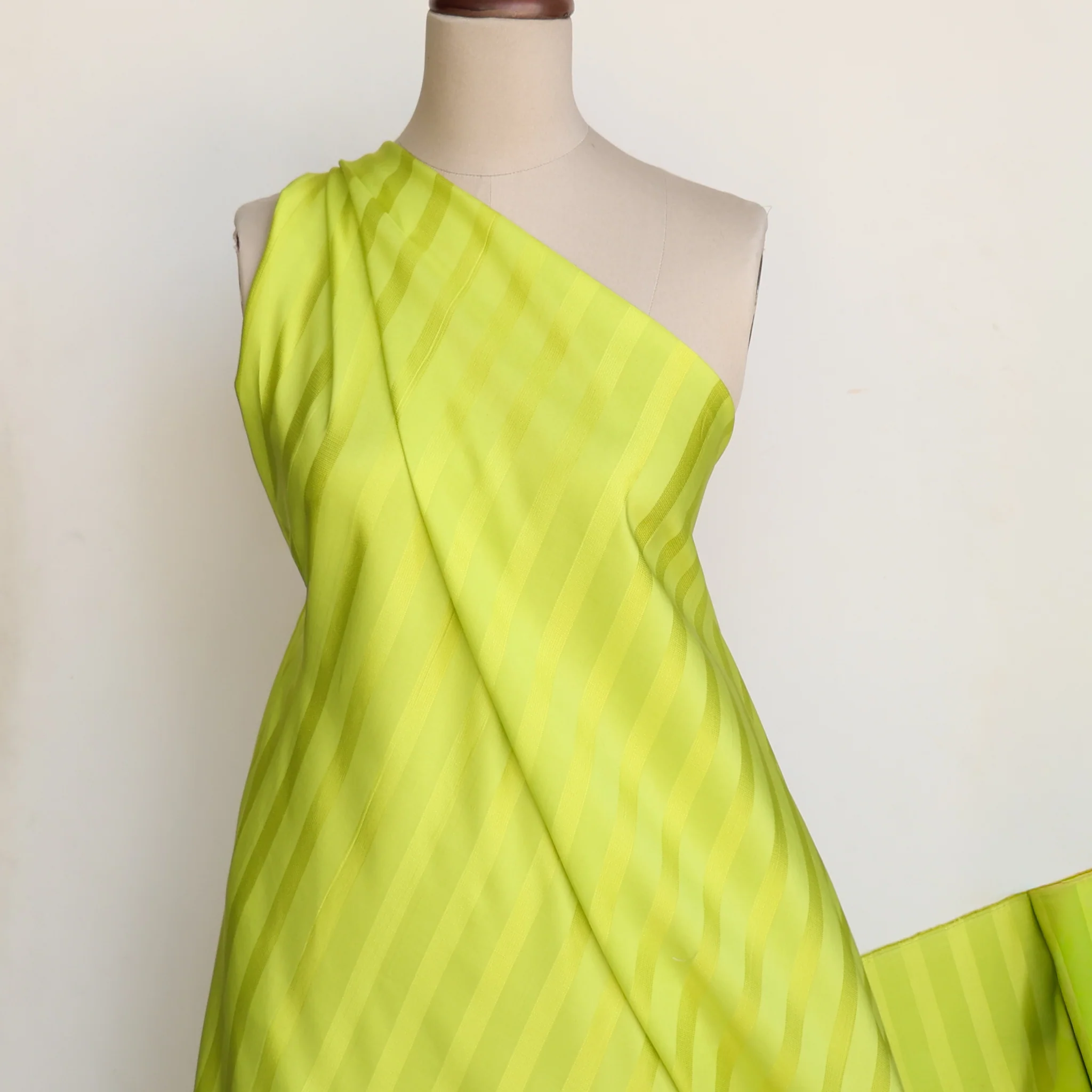 Verde Mela Silk Satin - Image 6