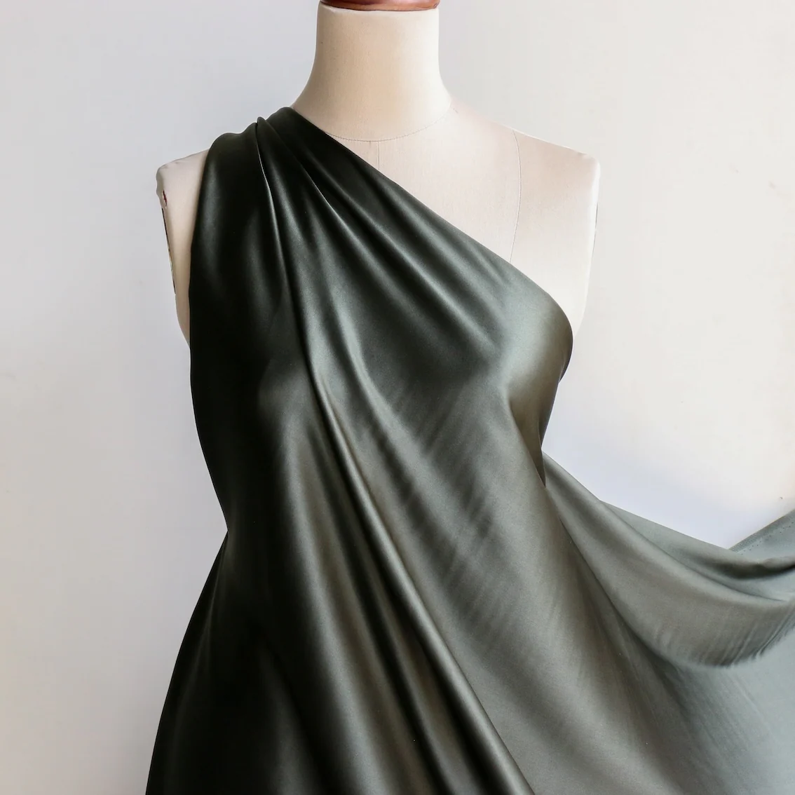Verde Scuro Stretch Silk Satin - Image 4