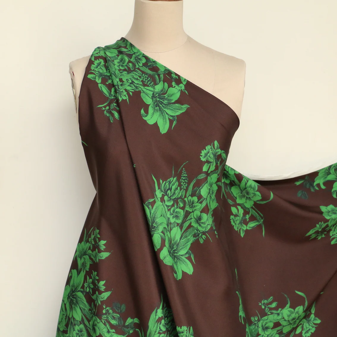Villa Erba Silk Satin - Image 6