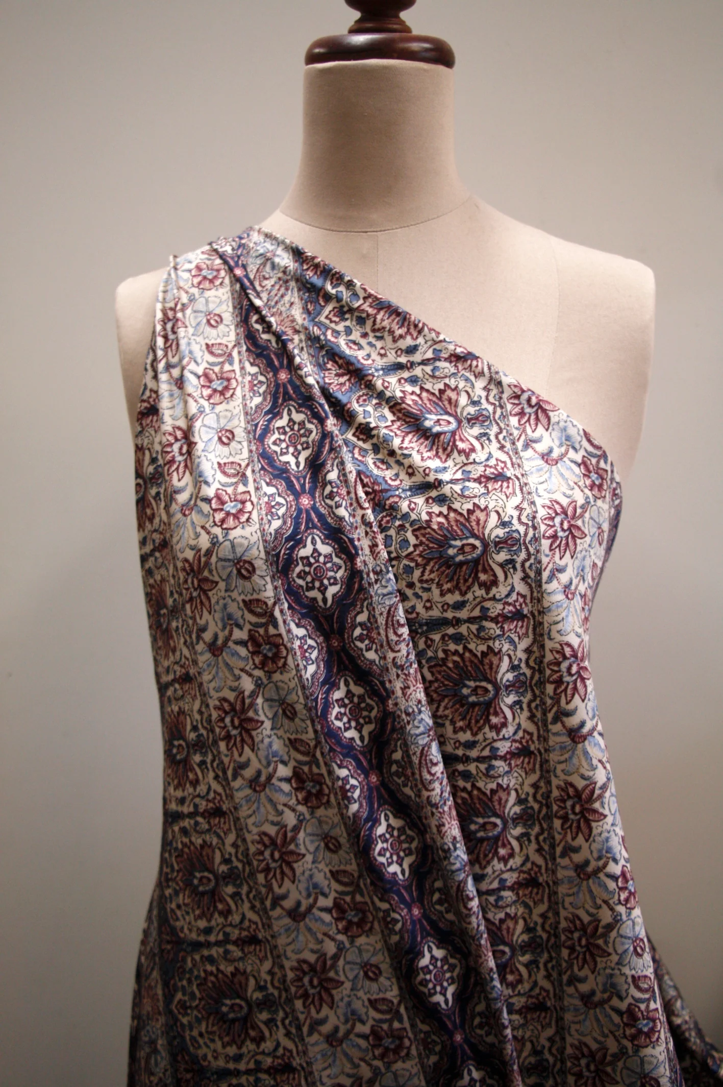 Vintage Floral Stretch - Swimwear Fabric - Image 5