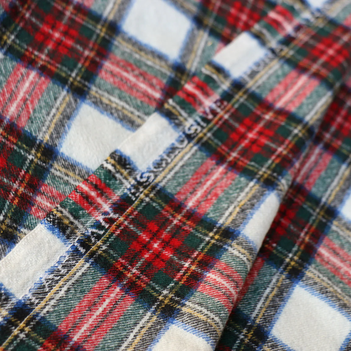 Visconti Bianco Tartan Check - Image 3