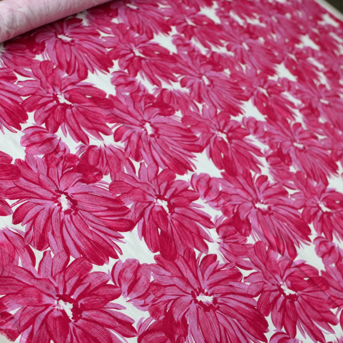 Vista Rosa Printed Linen - Image 6