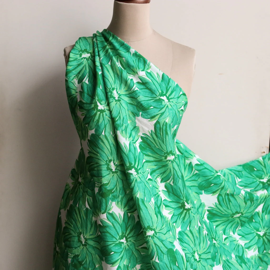 Vista Verde Printed Linen - Image 4