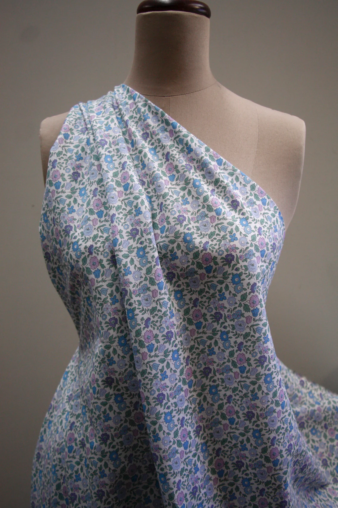 Vita Blue - Tana Lawn - Image 5