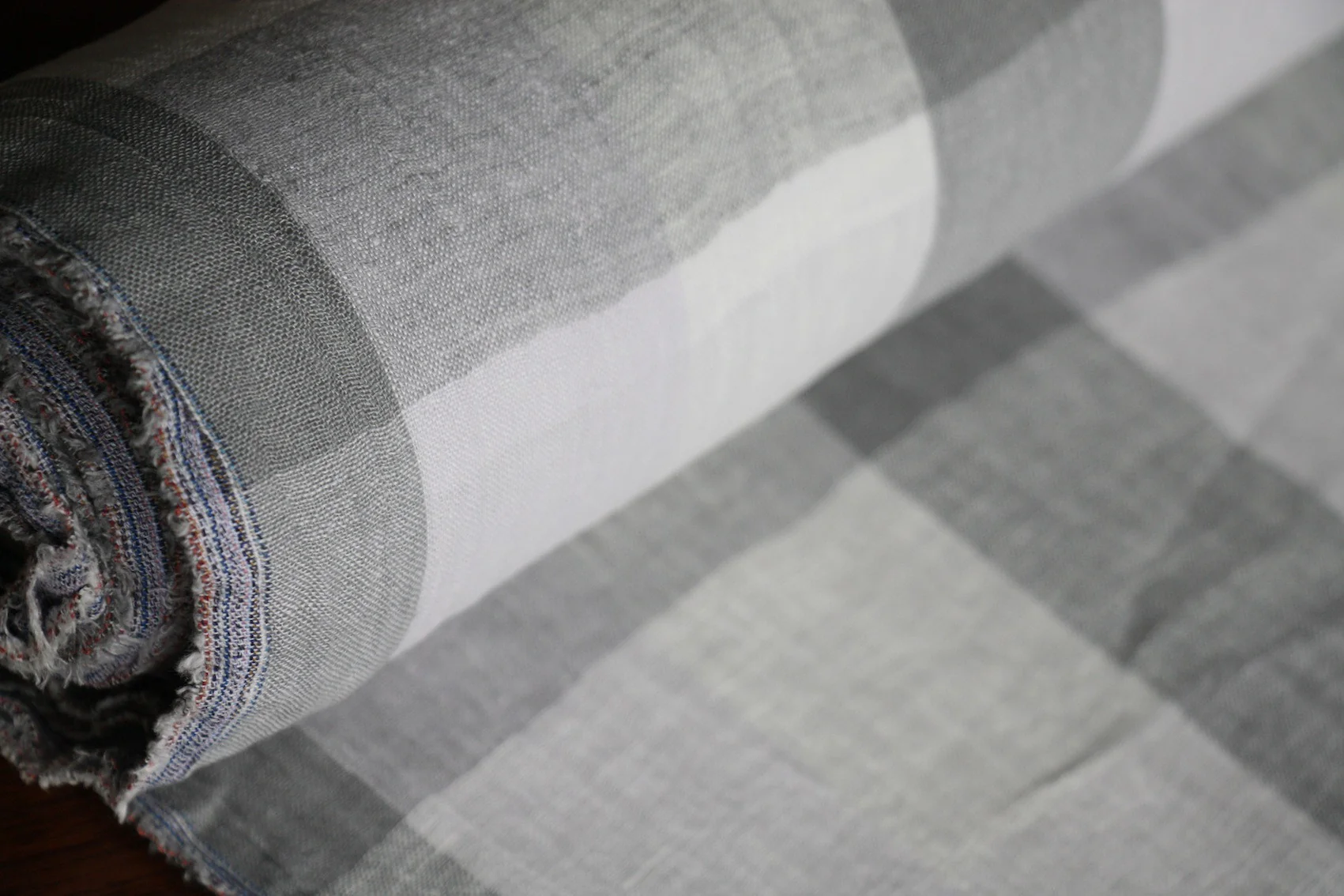 Washed Crinkle Grey Check Linen - Image 3