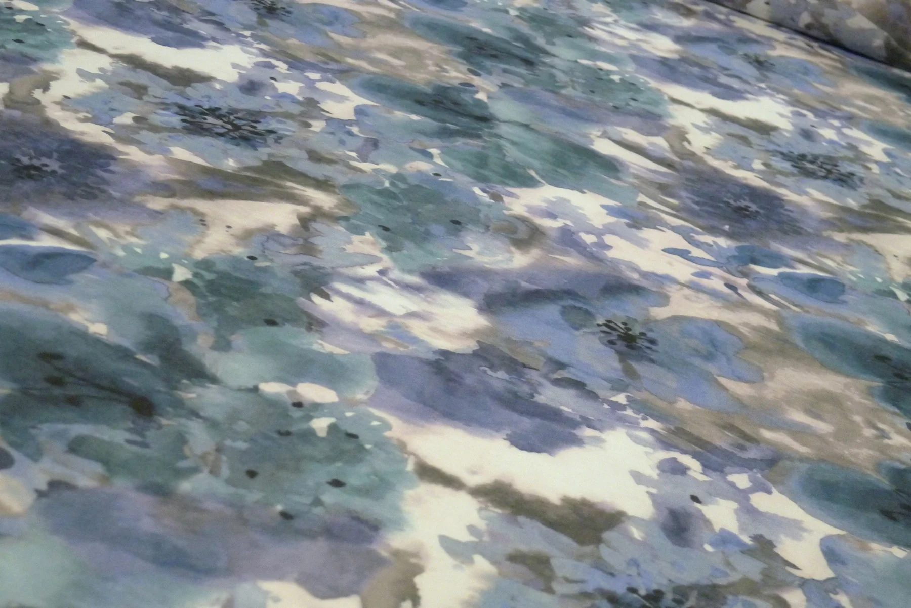 Water Floral - Image 2
