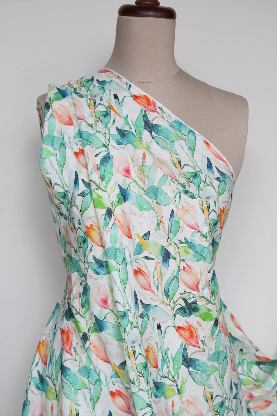 Watercolour Garden Washed Printed Linen - Image 5