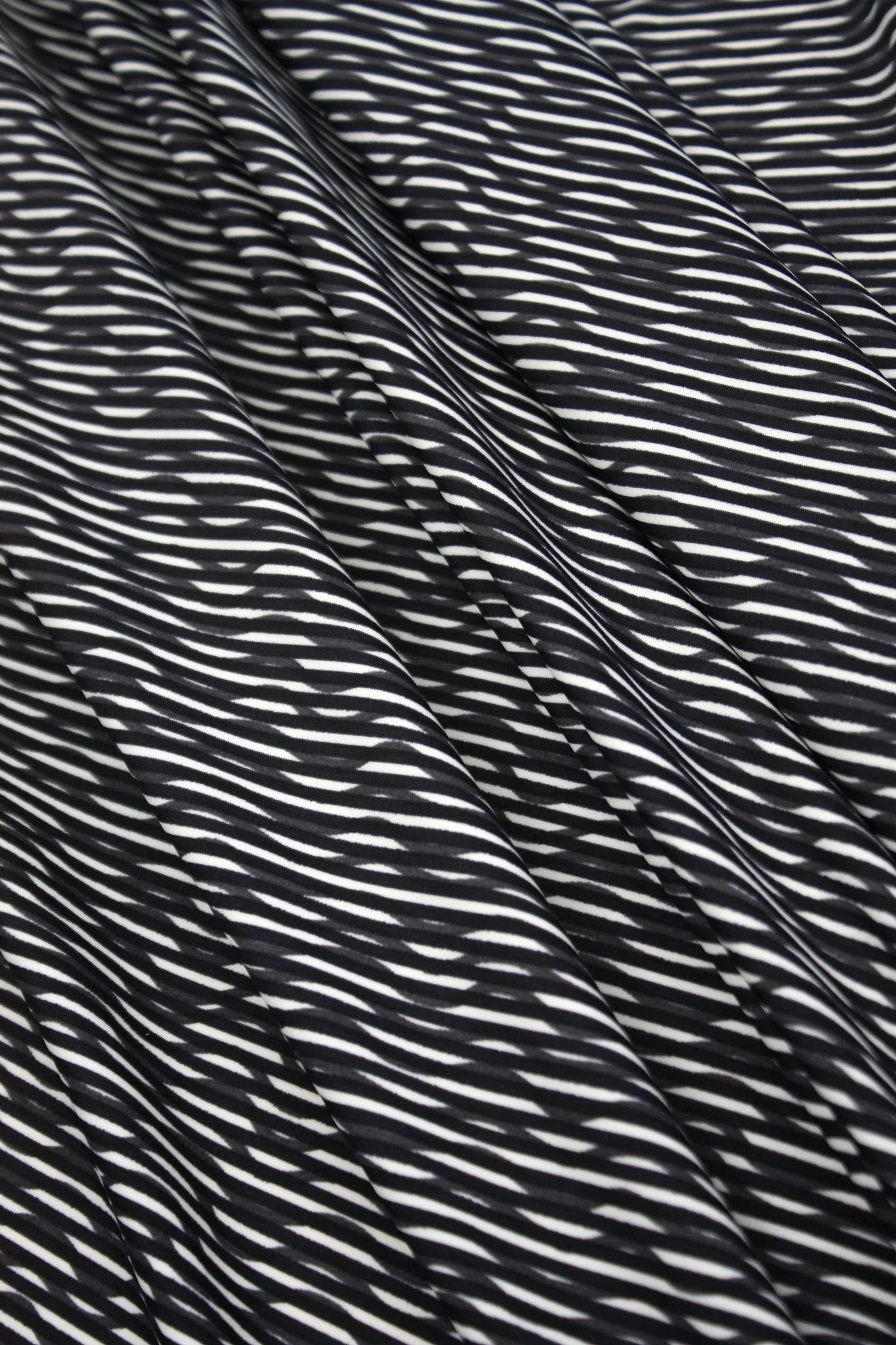 Wavies & Straights - Image 4