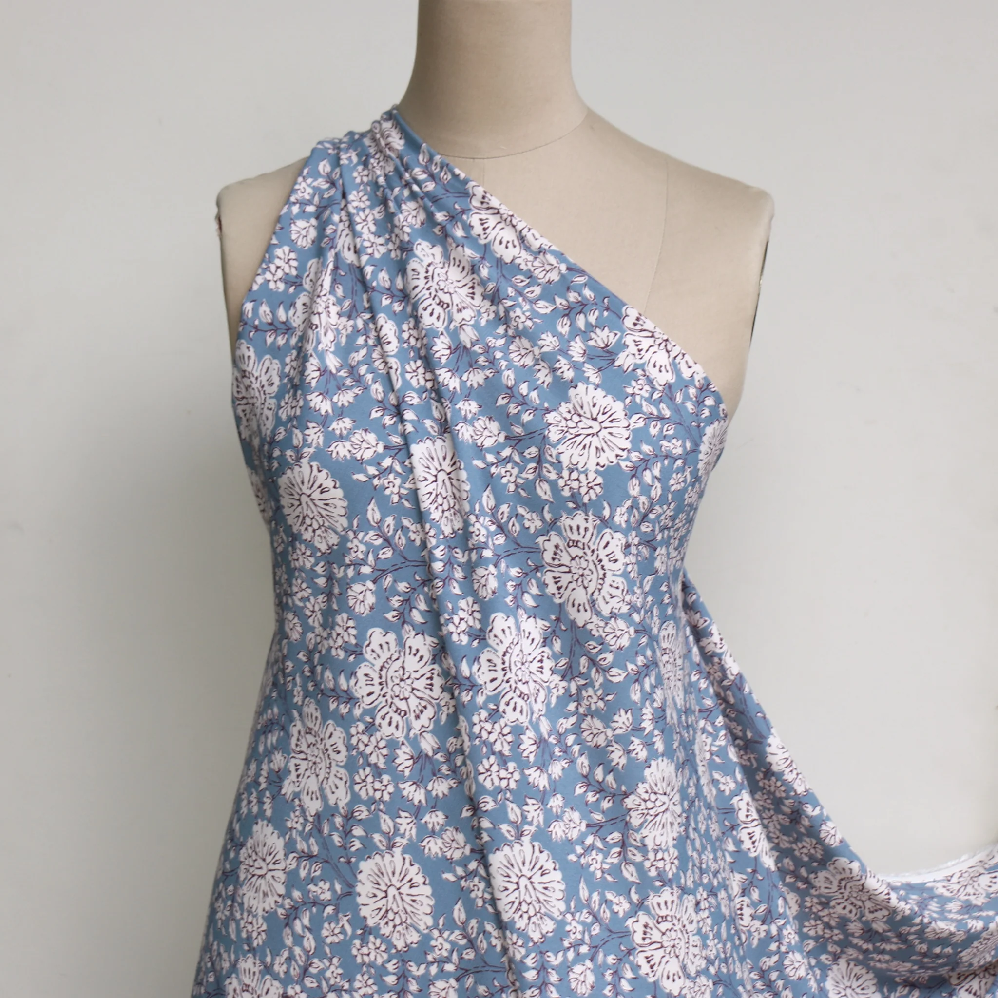 Wedgewood Fleur Viscose - Image 5