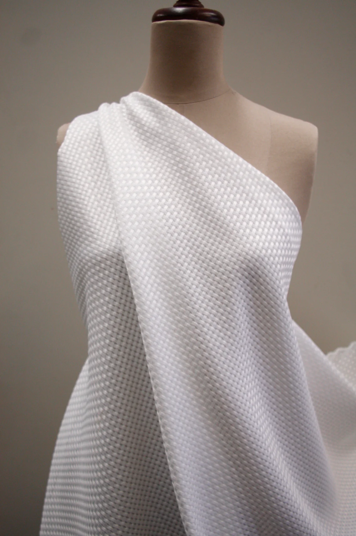White Criss Cross - Image 4