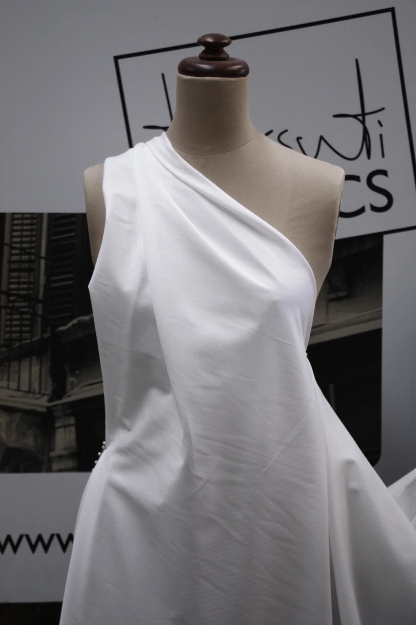 White Diamonds - Image 2