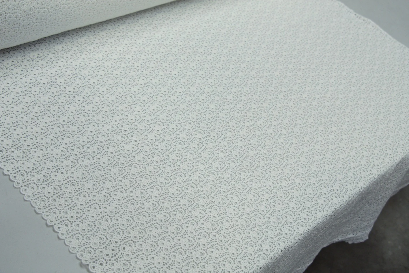 White Intricacy - Image 4