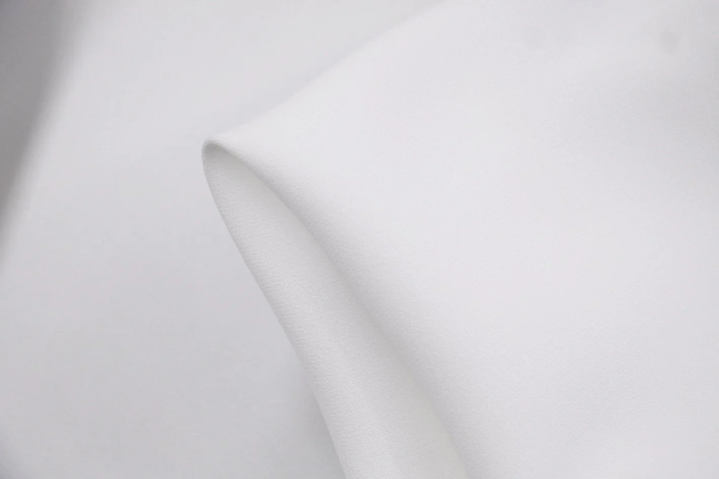 White Lavinia Crepe