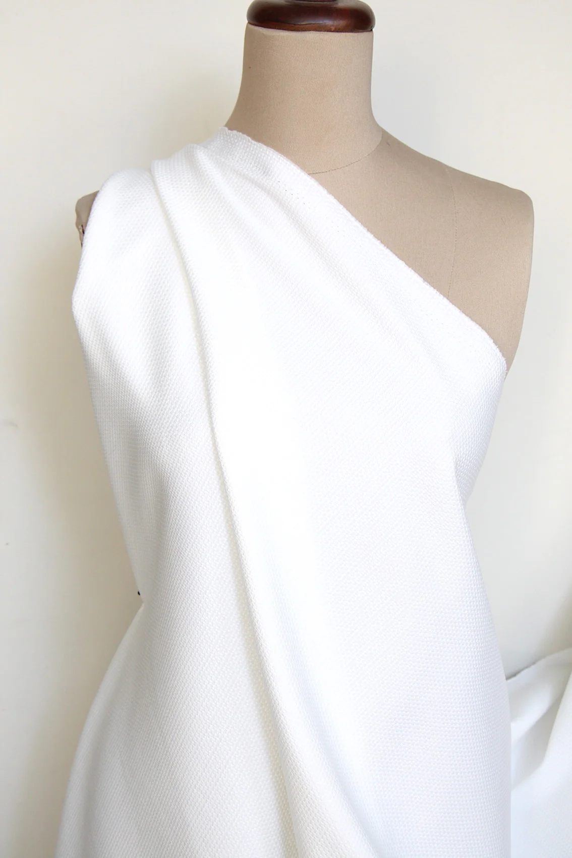 White Look A Like - Image 2