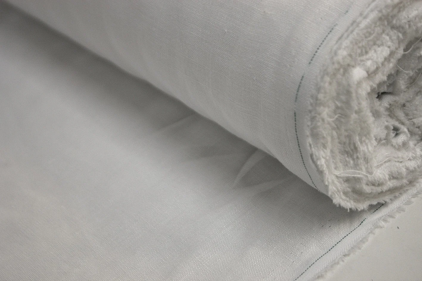 White Lulu Linen - Image 2